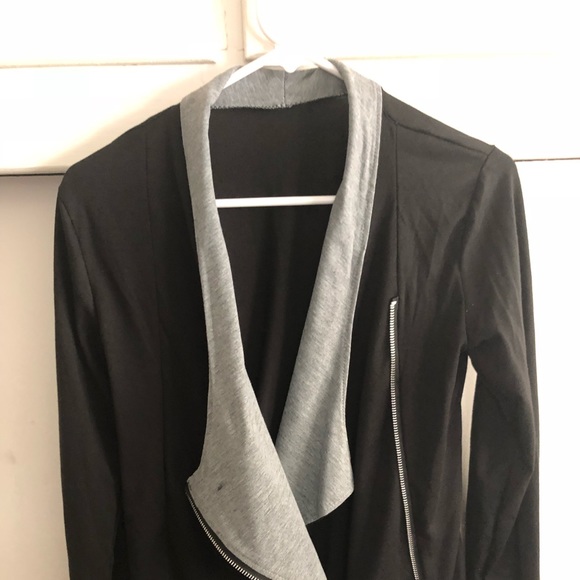 Jacket - Picture 2 of 4